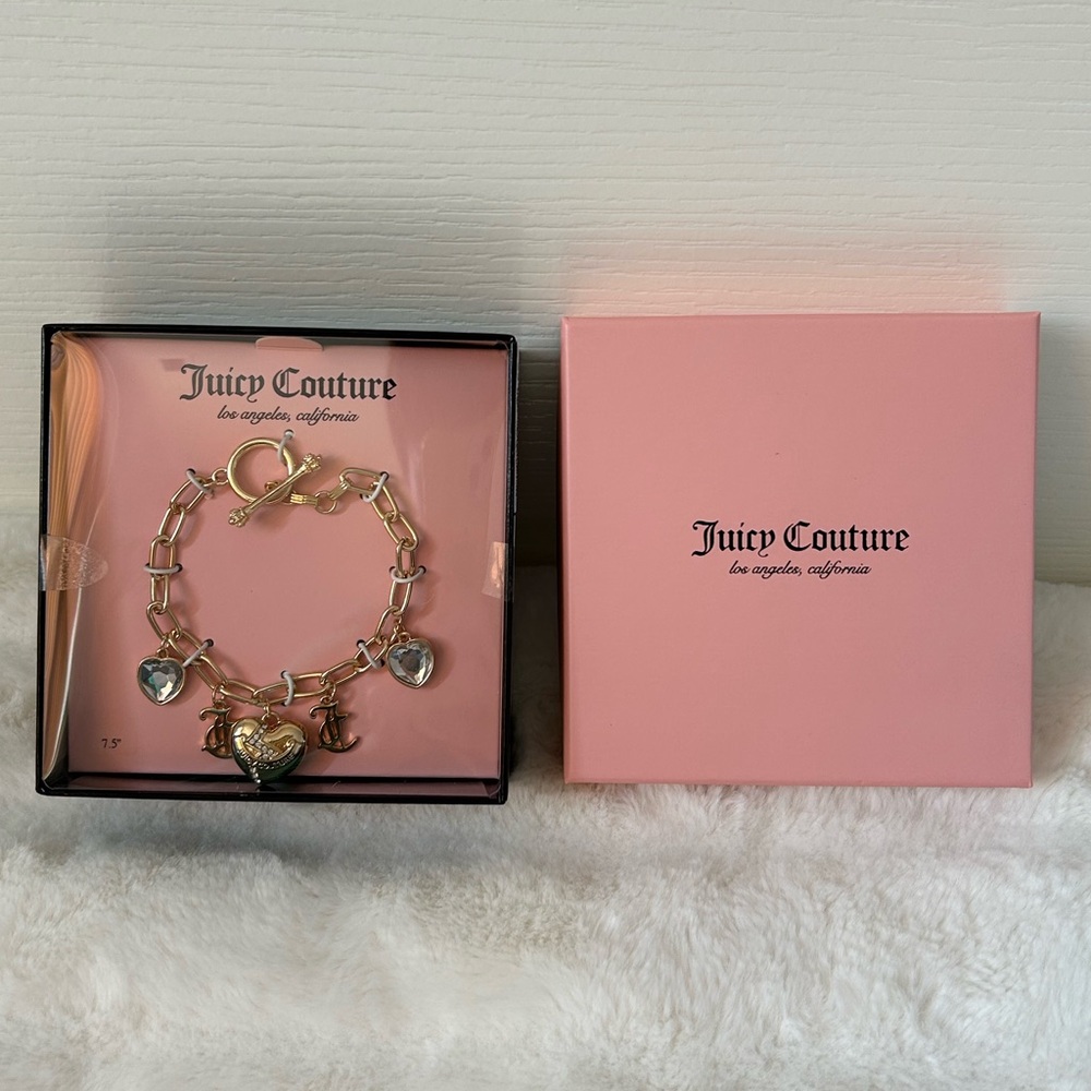Juicy Couture Y2K Style Gold Tone Link Chain Heart Charm Toggle Bracelet